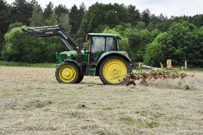 Bilder einer Ausbildung zum Landwirt